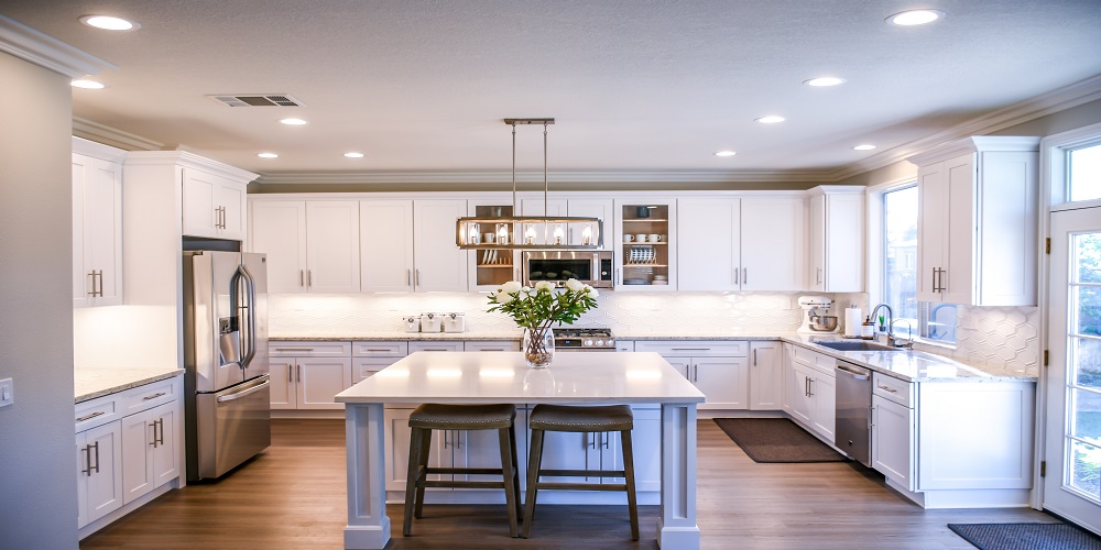 How to choose a lighting specialist to make your home shine?