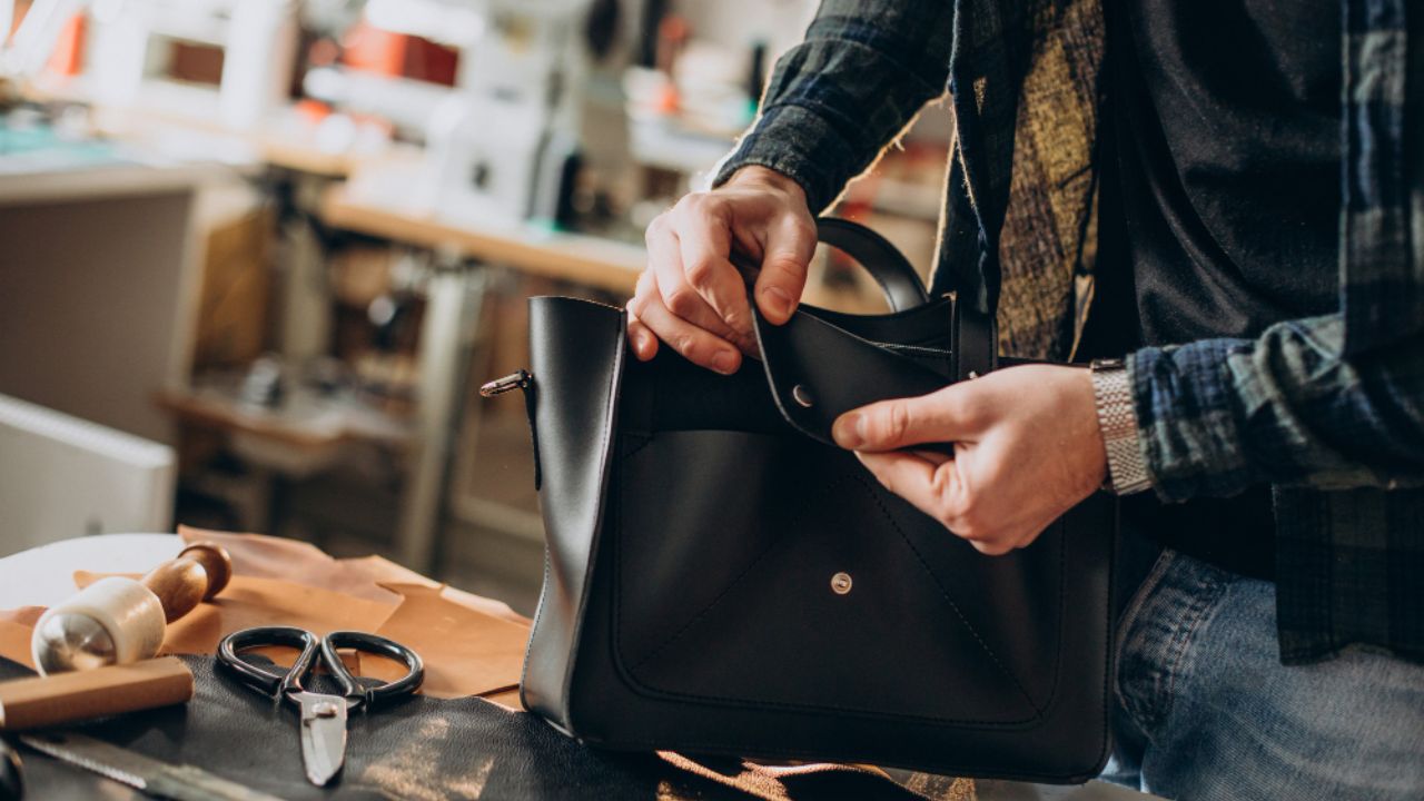 How an OEM/ODM Bag Manufacturer Visualizes Your Design